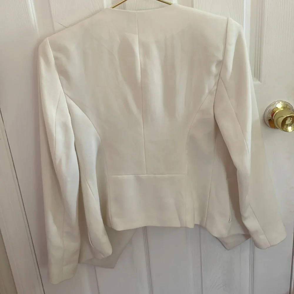 Express Blazer - Picture 2 of 5